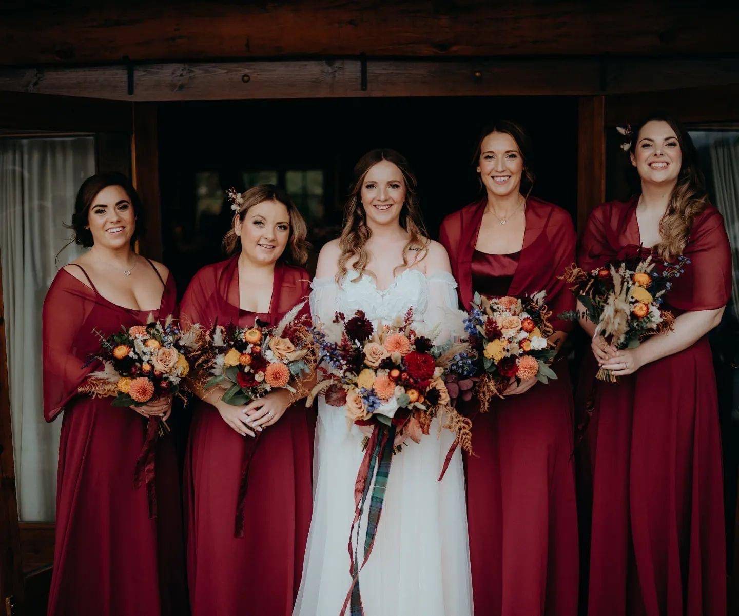 Fiona Bride and Bridesmaids - Wedding Dress Shopping: Ten Top Tips